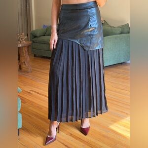 SHEIN Black Asymmetrical Pleated Skirt